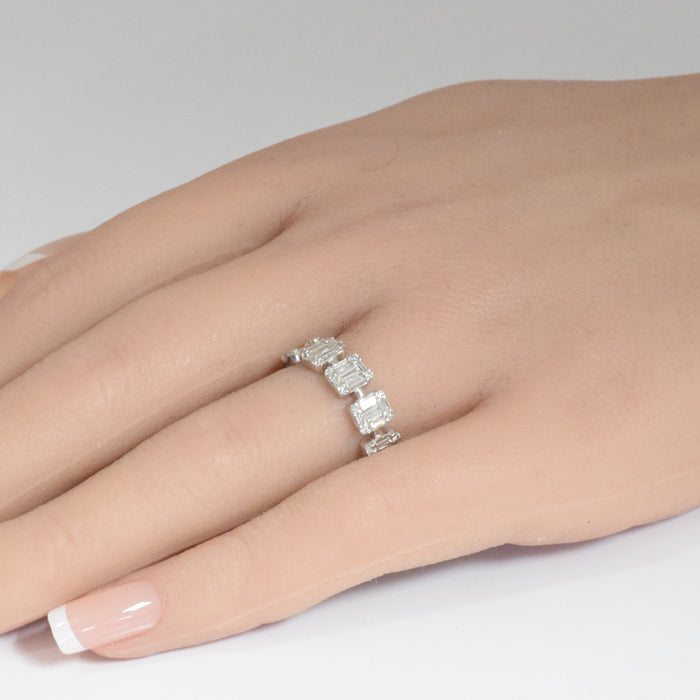 DIAMOND CLOSEOUT! .86ct G SI 14K White Gold Diamond Round & Baguette Ring Size 6.5